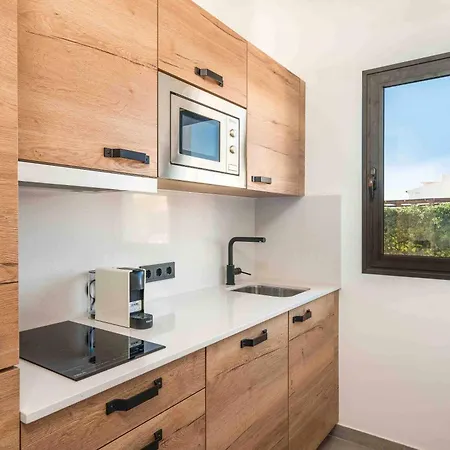 Tord Con Piscina Y Aire Acondicionado!